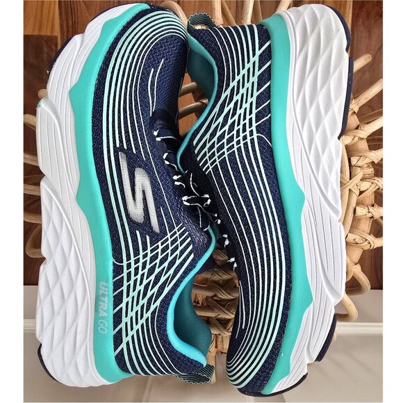 NEW Skechers Ultra Go Run Max Cushion Elite Blue Turquoise Sneakers Women's 7 - Picture 1 of 15